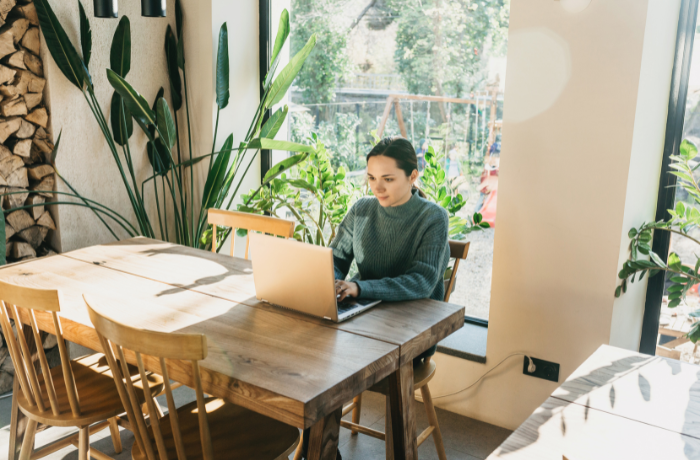 Les JO Paris 2024, une odyssée pour le télétravail : explorer les avantages du travail à distance, y compris depuis l'étranger