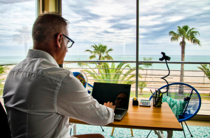 Embarquez pour un séjour de 2 mois en télétravail à l'étranger pendant les Jeux Olympiques
