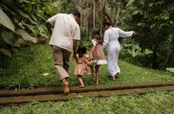 Short expatriation: The advantage of living the experience as a family.