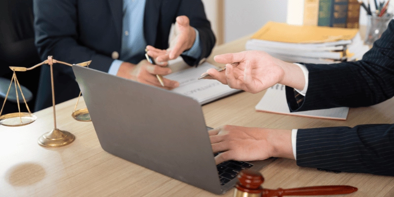 assurances télétravail étranger